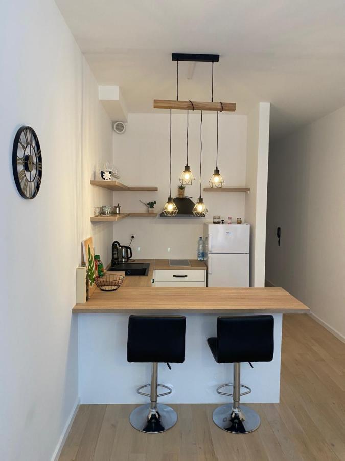 Emza Sea View Apartment バール エクステリア 写真