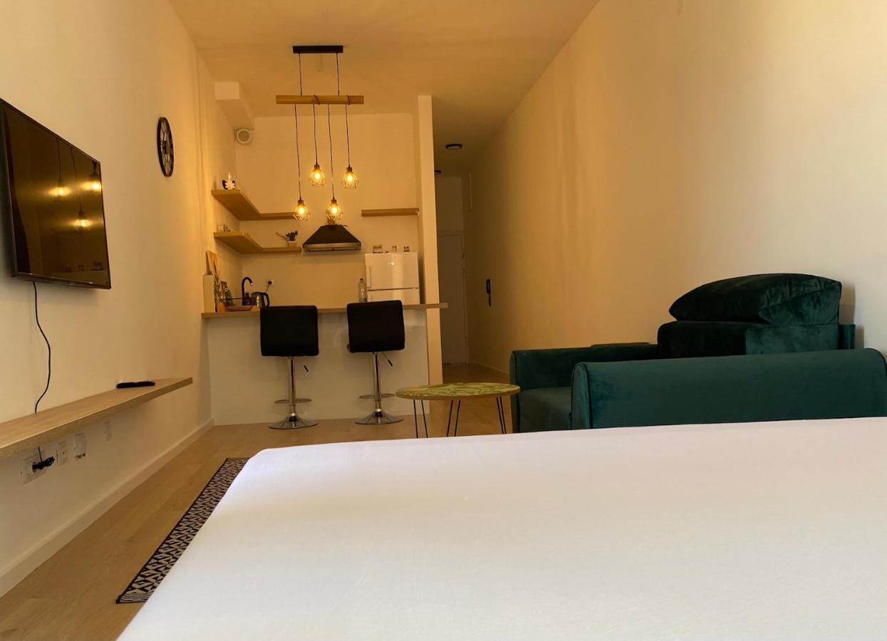 Emza Sea View Apartment バール エクステリア 写真